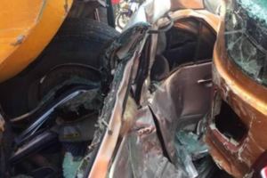 雙溪檳榔敦林大道發生恐怖連環車禍，女老師與姐夫當場死亡-