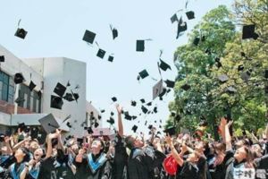大學企管系講師：我的課堂有九成畢業生想離台