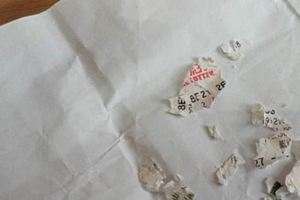3000萬中獎彩券放口袋…慘被洗衣機洗成碎紙男子大崩潰！