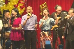 赴高醫替癌友加油打氣　韓國瑜唱「愛拚才會贏」