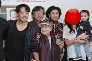 57歲葉倩文全家近照曝光，老公林子祥70仍是活龍，唯一女兒長成這樣！