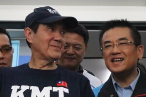 韓冰昨輔選引暴動 鄭世維再道歉：盼拉抬地方能見度