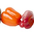 如果你敢說自己很懂青椒和其他顏色的甜椒之間的差別，這個解說會讓你發現自己錯很大！