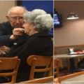這才是真愛！他細心餵93歲病妻吃飯，網友落淚喊「不枉此生」