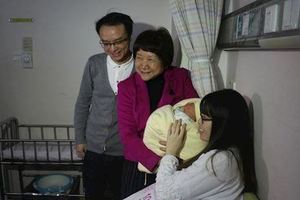 生了一個女兒，婆婆讓我不用坐月子，卻沒想到我媽居然也這麼實際