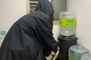 裝水回家挨告！補習班女員工被老闆求償2萬4900元　最終判決結果曝光