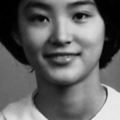 你知道這張年輕女孩的照片是誰嗎?她曾經被譽為東南亞第一美女