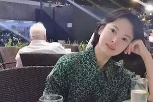 短髮黃裙的宋慧喬又美翻了，個矮腿粗會穿衣，快40歲仍清新靚麗！