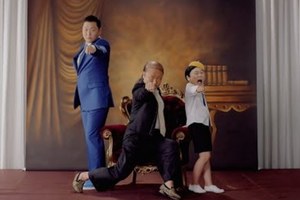 PSY - DADDY(feat. CL of 2NE1) M/V