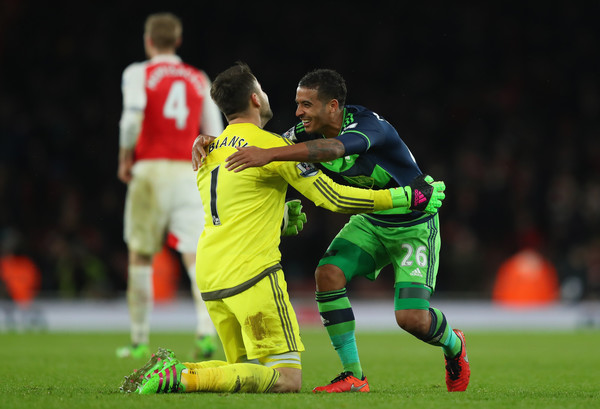 Arsenal+v+Swansea+City+Premier+League+n-cQgK5J2Dpl.jpg