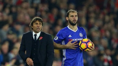 Chelsea-Branislav-Ivanovic-Antonio-Conte-706591-e1478787848637.jpg
