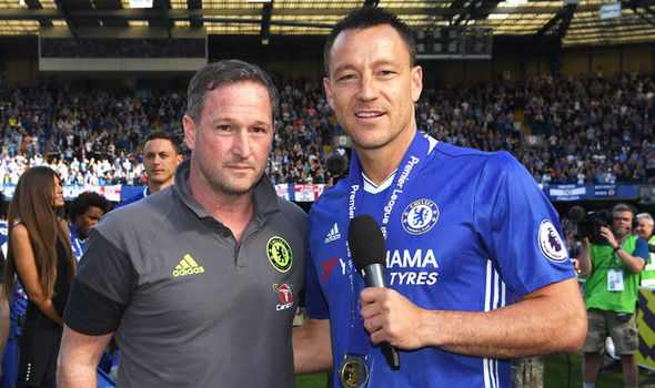 Steve-Holland-John-Terry-810681.jpg