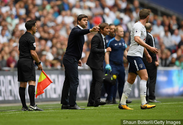 mauricio_pochettino_manager_of_tottenham_hotspur_gives_his_team__530922.jpg