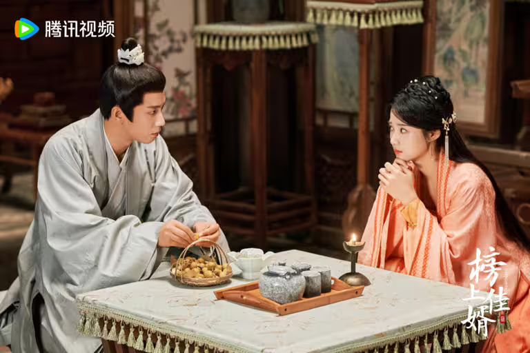 王子奇主演《榜上佳婿》,上演追妻火葬場的戲碼。 王子奇主演《榜上佳婿》,上演追妻火葬場的戲碼。
