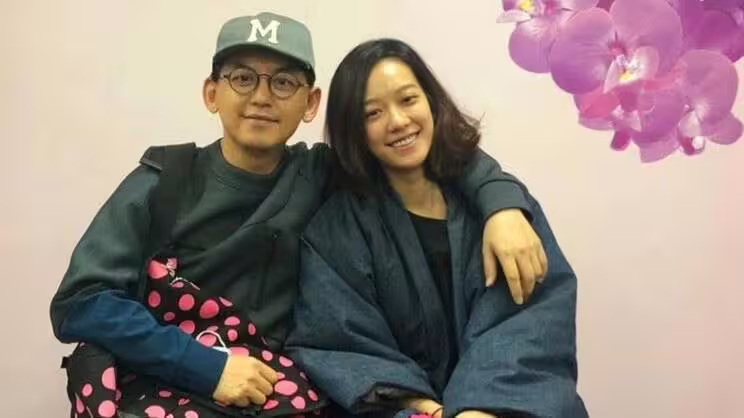 黃子佼、孟耿如遭爆料已悄悄簽字離婚。(圖/翻攝自臉書) 黃子佼、孟耿如遭爆料已悄悄簽字離婚。(圖/翻攝自臉書)