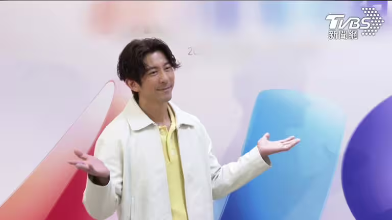 修杰楷14日擔任一日店長。(圖/TVBS) 修杰楷14日擔任一日店長。(圖/TVBS)