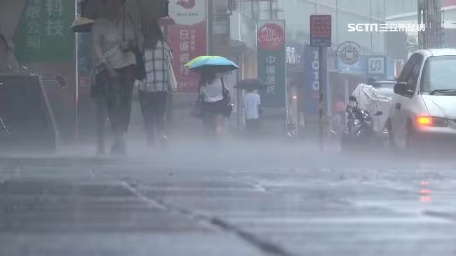 氣象署預計於今日17時啟動較大規模或較劇烈豪雨加強作業。(示意圖/資料照) 氣象署預計於今日17時啟動較大規模或較劇烈豪雨加強作業。(示意圖/資料照)