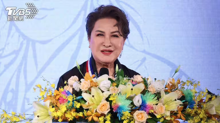 楊麗花獲得行政院文化獎,10號下午舉辦頒獎典禮。(圖/TVBS) 楊麗花獲得行政院文化獎,10號下午舉辦頒獎典禮。(圖/TVBS)