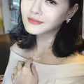 粉絲3小時募得6萬！大S英國紀念椅完成了 中英文銘牌惹淚海