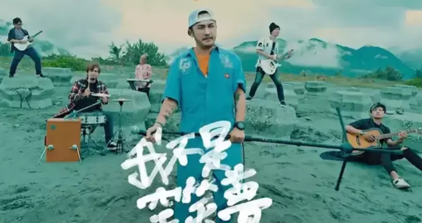 黃鴻升猝逝4年！歐弟曬小鬼「未公開照」