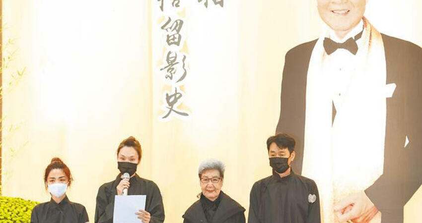 石英畢業典禮 林千鈺淚允撐起家