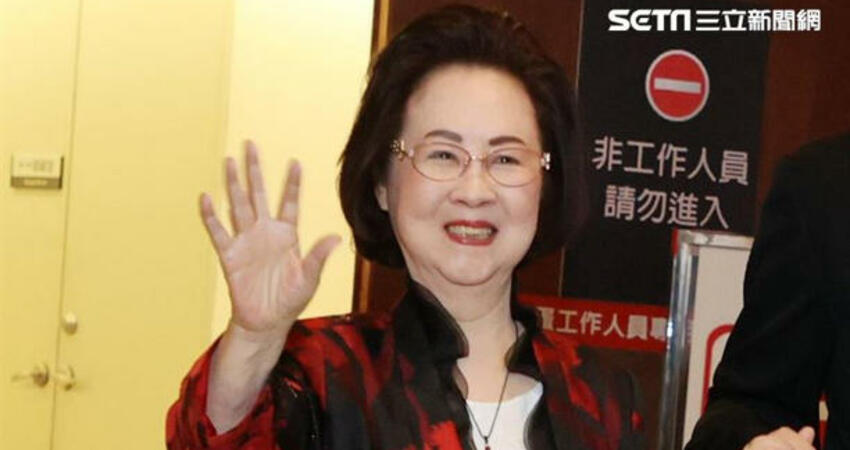 瓊瑤逝世最後身影曝光！超多大咖都來了 淚灑舞台擁抱捧紅歌姬