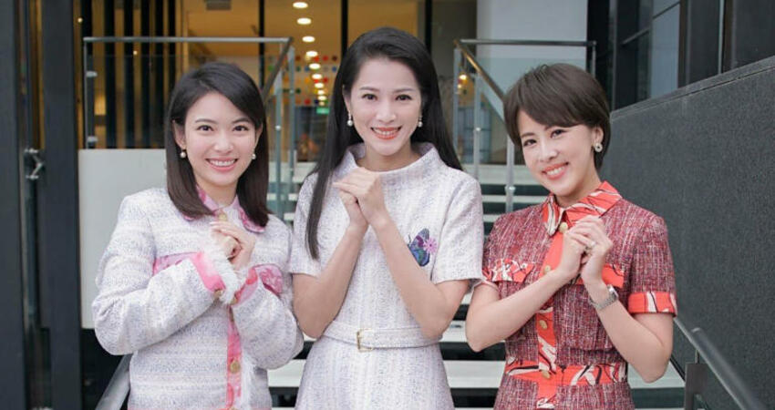 美女主播李文儀不穿「吉娃娃」了！春節換新裝 備好5位數紅包給爸媽