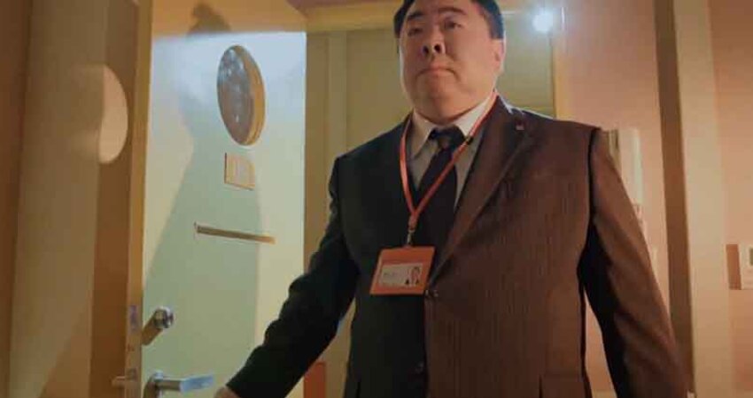 參加同學會「他悄悄花2萬8幫買單」　離開前餐廳又來問：你們怎麼結帳？他頓時看清同學本性
