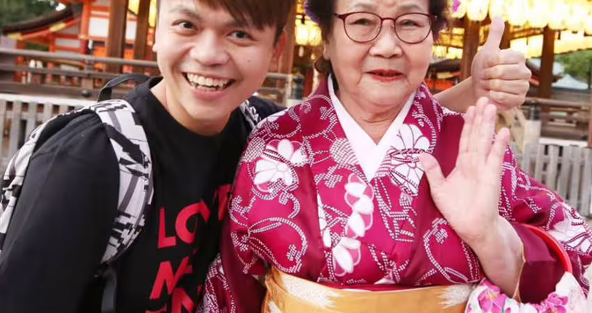 蔡阿嘎得知嘎嬤過世「沒告訴二伯」！首還原始末 網聽哭：真心佩服