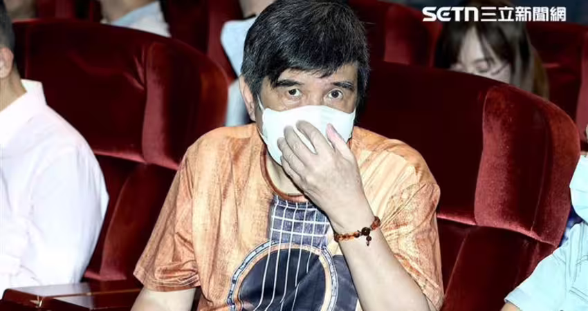民歌天王驚曝罹肺腺癌！突現身蔡琴演唱會 鬆口罹癌六年入院台大動手術