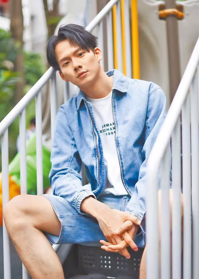 吳念軒19歲時親姊病逝,讓他非常悲痛。(陳俊吉攝) 吳念軒19歲時親姊病逝,讓他非常悲痛。(陳俊吉攝)