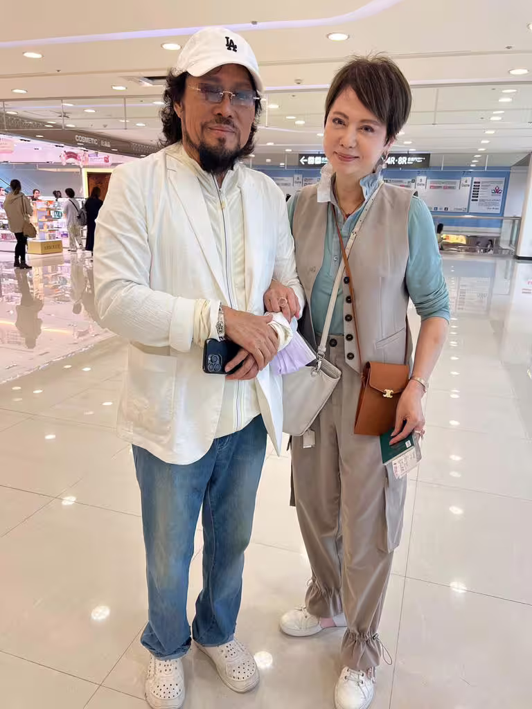 熊海靈(圖右)大讚張菲狀態、體力維持很好,他是演藝圈的模範。(熊海靈提供) 熊海靈(圖右)大讚張菲狀態、體力維持很好,他是演藝圈的模範。(熊海靈提供)