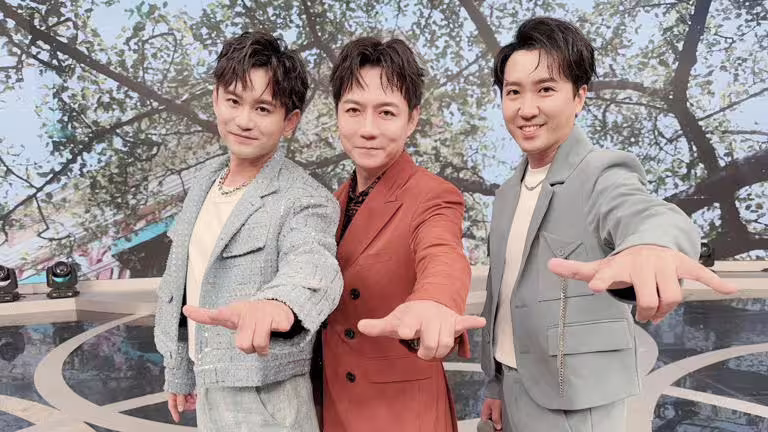 沈建豪出新專輯,同門師兄陳隨意(中)、吳俊宏(左)合體力挺。(圖/豪記唱片提供) 沈建豪出新專輯,同門師兄陳隨意(中)、吳俊宏(左)合體力挺。(圖/豪記唱片提供)