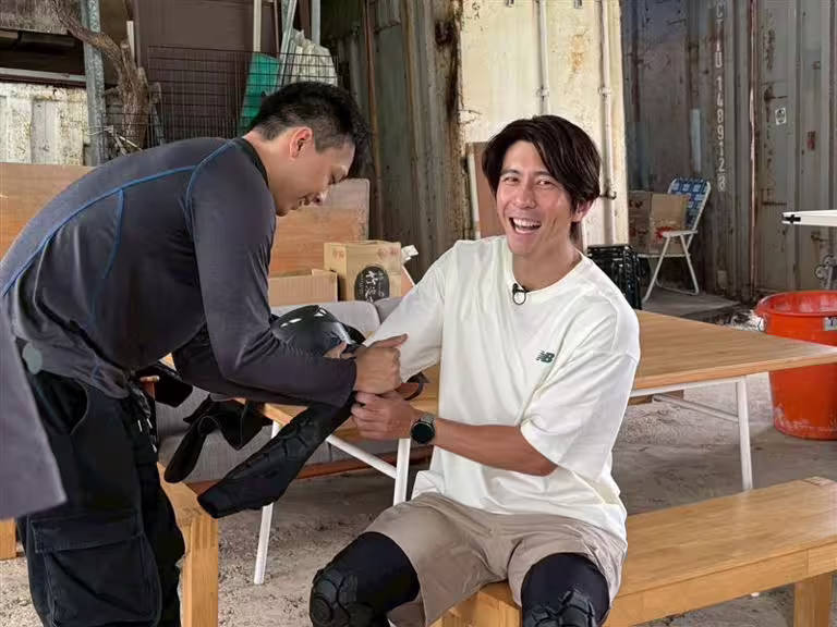 修杰楷帶大家一探武打戲拍攝背後的前置預備訓練。(圖/修TIME提供) 修杰楷帶大家一探武打戲拍攝背後的前置預備訓練。(圖/修TIME提供)