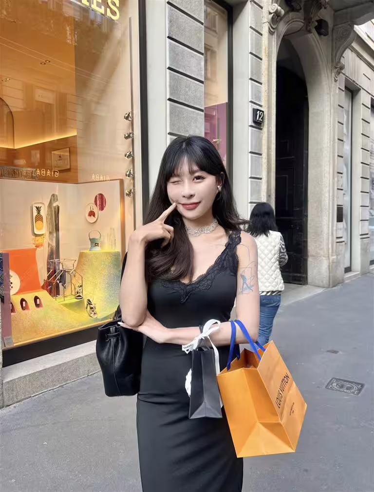 仙塔律師李宜諪遭台北地檢署搜索、傳喚,最終以70萬元交保。(圖/翻攝自臉書) 仙塔律師李宜諪遭台北地檢署搜索、傳喚,最終以70萬元交保。(圖/翻攝自臉書)