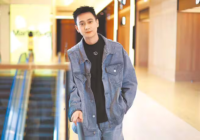 劉冠廷的港片處女作獻給懸疑電影《私家偵探》,並在片中演出警察。(陳俊吉攝) 劉冠廷的港片處女作獻給懸疑電影《私家偵探》,並在片中演出警察。(陳俊吉攝)