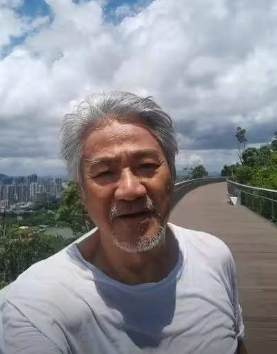 尹揚明從演員轉型成商人。(圖/翻攝自尹揚明抖音) 尹揚明從演員轉型成商人。(圖/翻攝自尹揚明抖音)