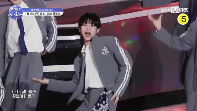 許謦宇站節目C位。（圖／畫面翻攝 BOYS II PLANET YT）