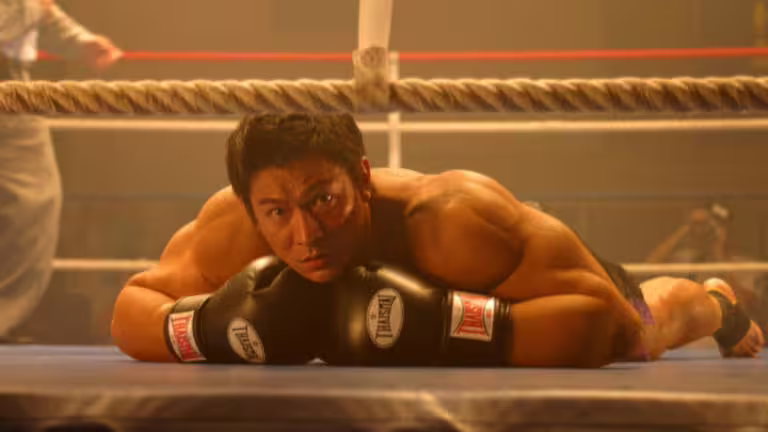 「奇峯無邊 銀河無際:杜琪峯與銀河映像」將放映劉德華《大隻佬》。(圖/國家影視聽中心/Fortune Star Media Limited) 「奇峯無邊 銀河無際:杜琪峯與銀河映像」將放映劉德華《大隻佬》。(圖/國家影視聽中心/Fortune Star Media Limited)