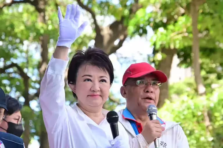 ▲盧秀燕不僅連罵中共兩天,還形容中共和卓榮泰是「宵小之輩」。(圖/記者顏幸如攝,2025.07.25) ▲盧秀燕不僅連罵中共兩天,還形容中共和卓榮泰是「宵小之輩」。(圖/記者顏幸如攝,2025.07.25)