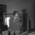 夫妻凌晨5點報警「家裡全是蟲子」　警秒聽出端倪！急派醫護救人