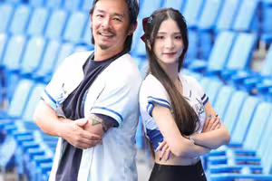 藍波老師22歲正妹女兒畢業！「曬超仙學士照」未來動向曝光