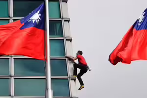 全球關注！霍諾德成功登頂101　陸網卻震驚「台灣可以用Netflix？」