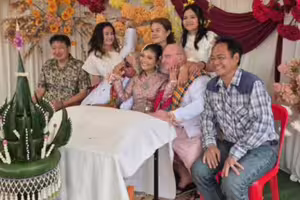 2警察「愛上同一女子」　罕見辦3人婚禮：讓世界記住