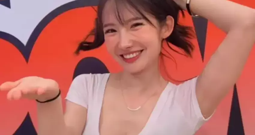 8秒讓老司機暈船！韓國「最懂事女友」來台