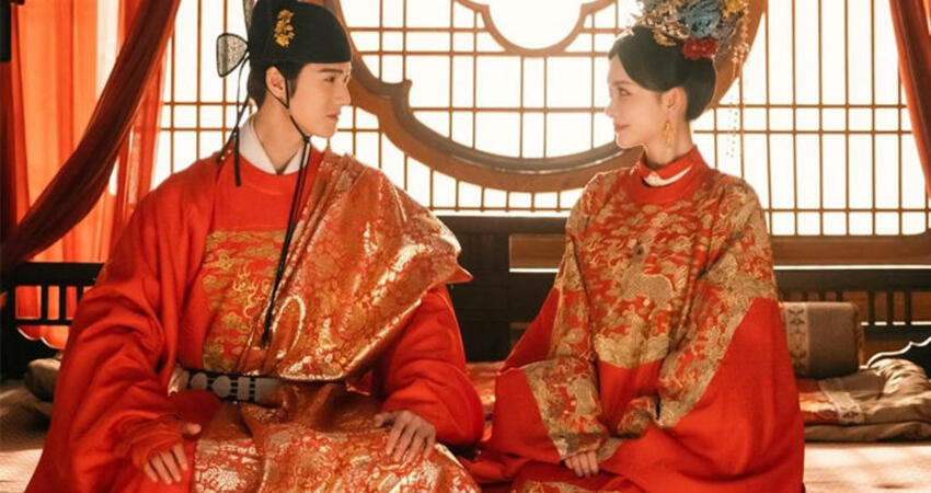 苦撐10年孟子義靠《九重紫》翻紅！主動「餵藥吻」李昀鋭甜炸