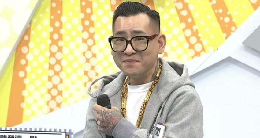 蹦闆「孤兒院出生」悲慘身世曝光！ 駁當8 9爆《拳上》打架內幕