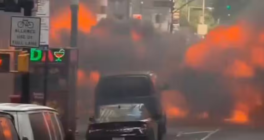 汽車突爆炸起火　路人尖叫逃命