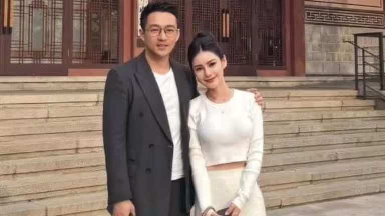 汪小菲新歡馬筱梅遭前夫指控婚內出軌。(圖/翻攝自微博) 汪小菲新歡馬筱梅遭前夫指控婚內出軌。(圖/翻攝自微博)