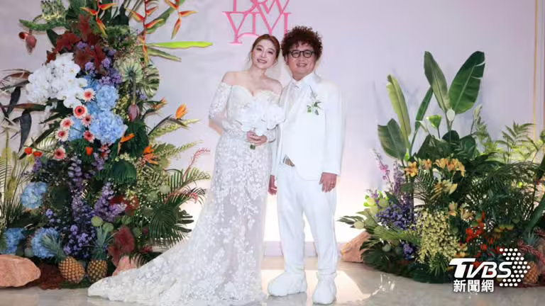 納豆和依依舉辦婚禮。(圖/趙世平攝) 納豆和依依舉辦婚禮。(圖/趙世平攝)